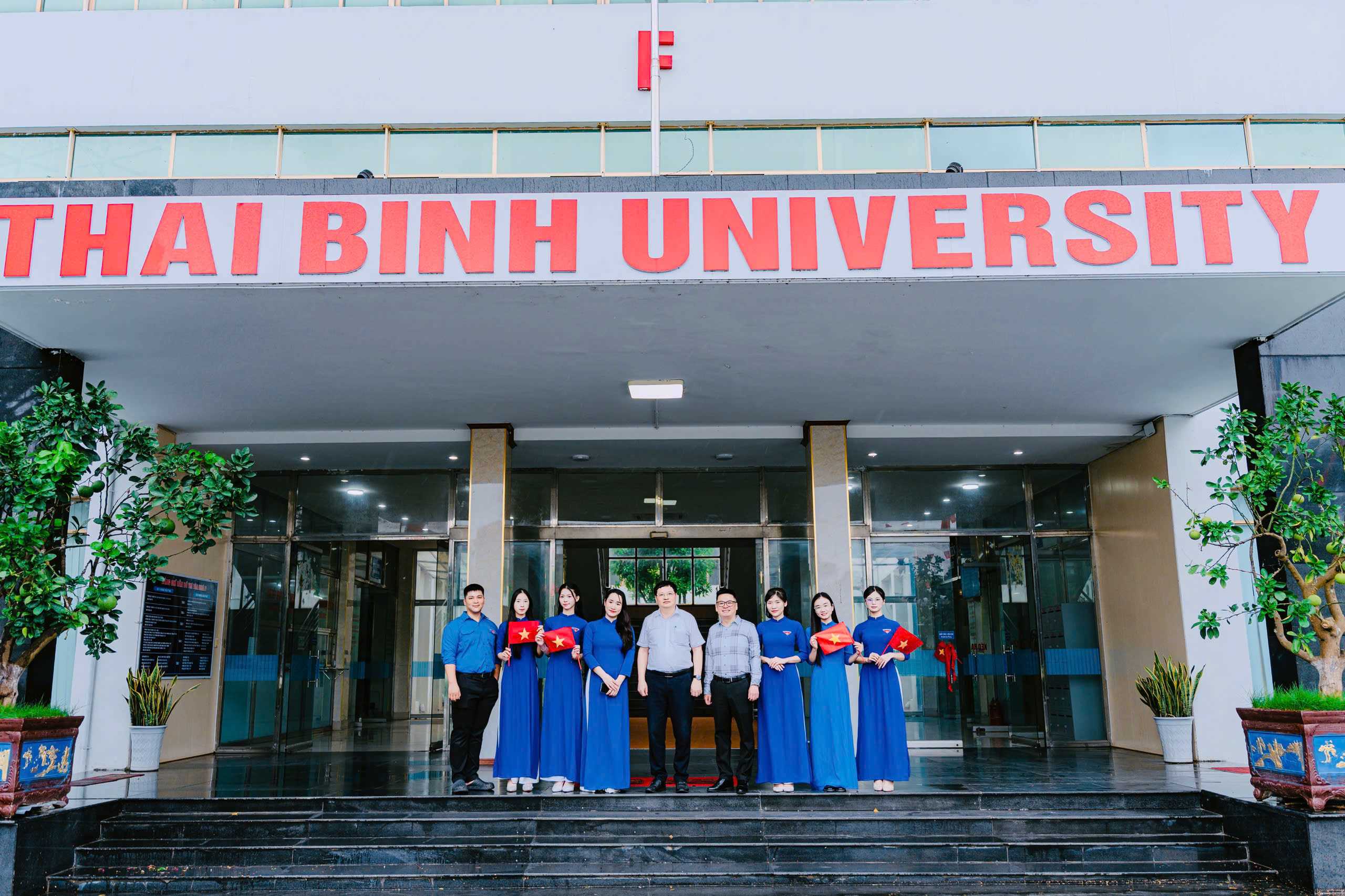 TUỔI TRẺ TRƯỜNG ĐẠI HỌC THÁI BÌNH – VIẾT TIẾP KHÁT VỌNG HÒA BÌNH TRONG KỈ NGUYÊN MỚI